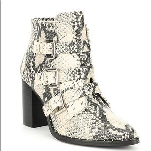 Steve Madden Boots